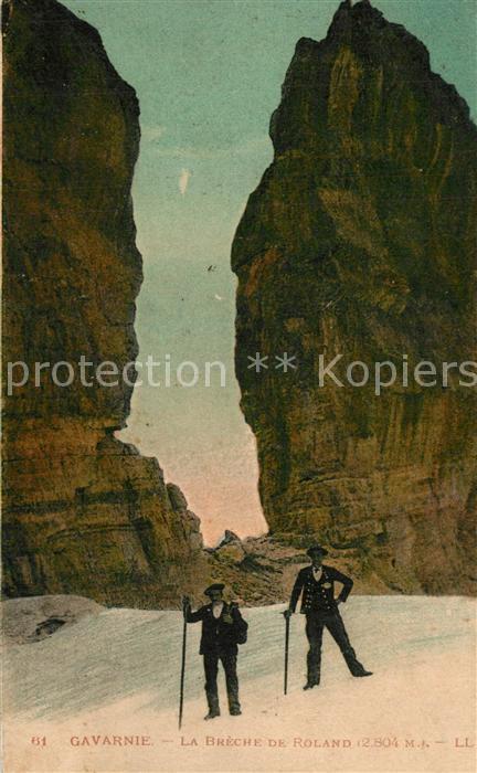 Gavarnie Hautes-Pyrenees La Breche de Roland Winter