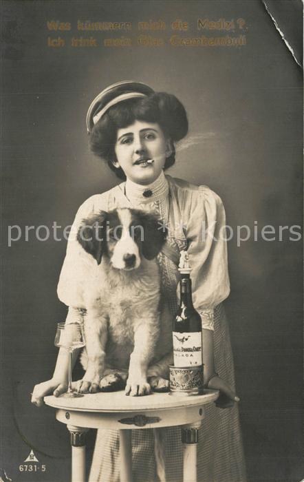 Foto PH Nr. 6731-5 Frau Hund Zigarette Lik?r Cramba