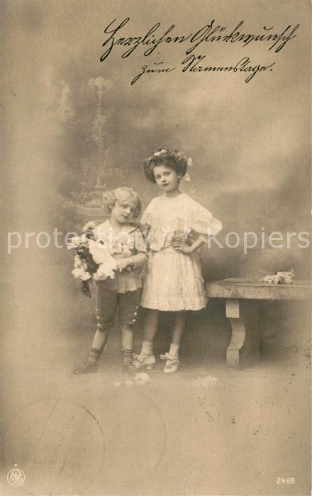 Foto NPG Nr. 2469 Kinder Blumen