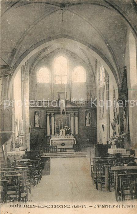 Briarres-sur-Essonne Intérieur de l'Eglise