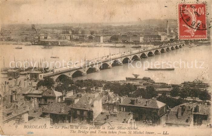 Bordeaux Le pont et la ville pris de la Tour Saint Michel