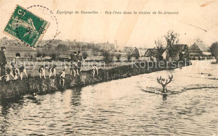 Bonnelles Bat l'eau dans la rivière de Saint Arnould