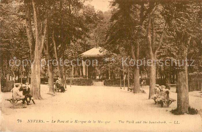 Nevers 58 Parc et Kiosque de la Musique