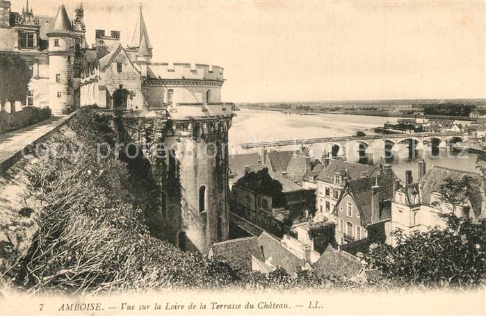Amboise Vue sur la Loire de la Terrasse du Chateau