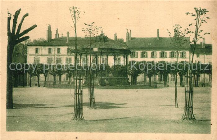 Toul 54 Place de la Republique et le Kiosque a