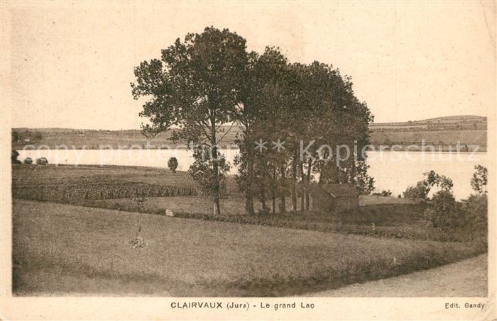 Clairvaux-les-Lacs Le grand lac