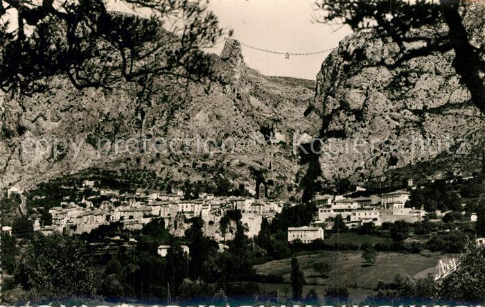 Moustiers-Sainte-Marie Panorama