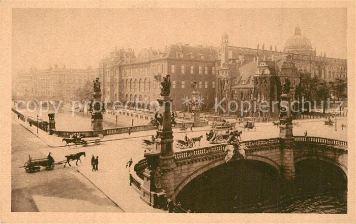 Berlin Schloss Marstall Kaiser-Wilhelm-Bruecke