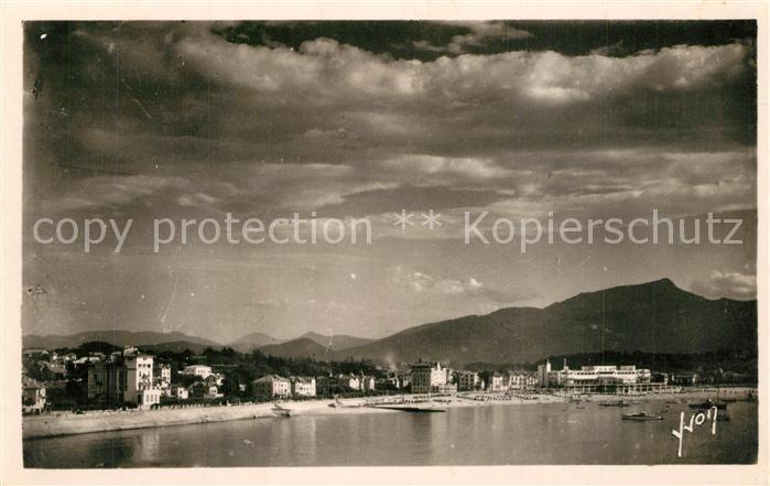 Saint-Jean-de-Luz La plage et massif de la Rhune