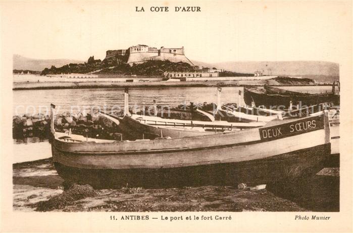 Antibes Alpes Maritimes Le port et le fort Carre