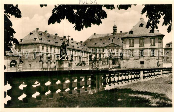 Fulda Schlo? mit Bonifatiusdenkmal