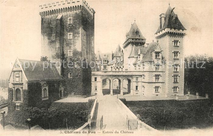 Pau 64 Entree du Chateau