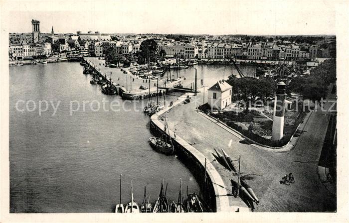 La Rochelle Charente-Maritime Vue sur les bassins