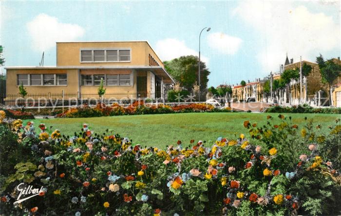 Rochefort sur Mer Le Carrefour et l'Etablissement Thermal