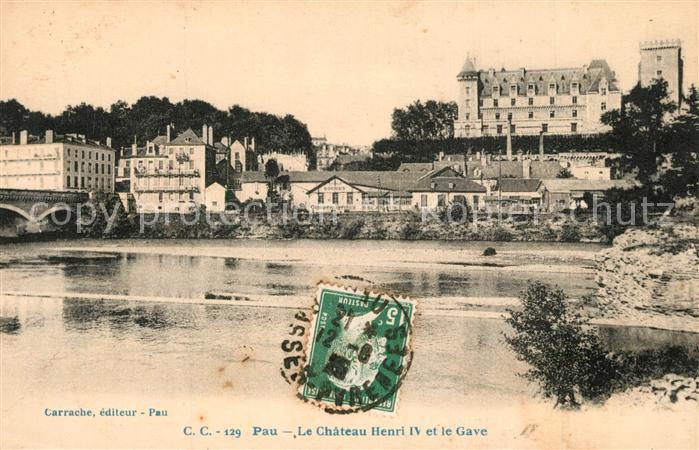Pau 64 Le Chateau Henri IV et le Gave