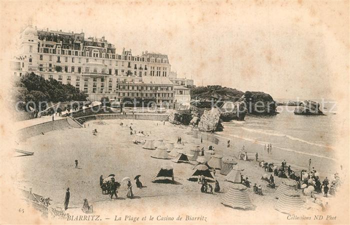 Biarritz Pyrenees Atlantiques La Plage et le Casino de Biarritz