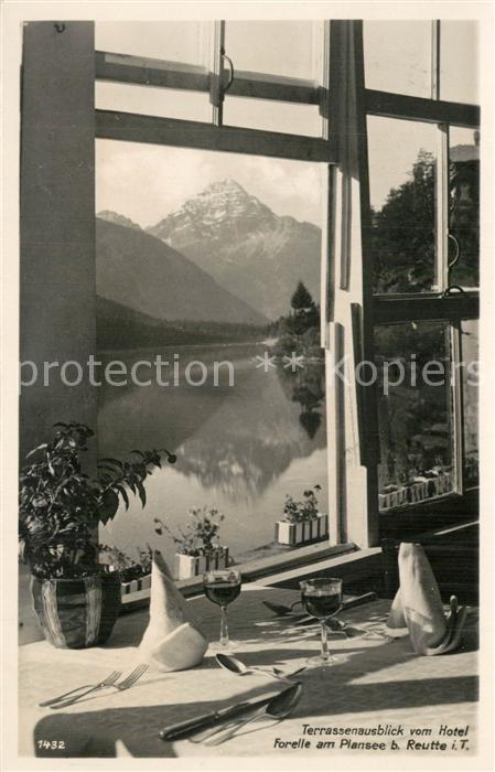Reutte Tirol Terrassenblick vom Hotel Forelle am Plansee