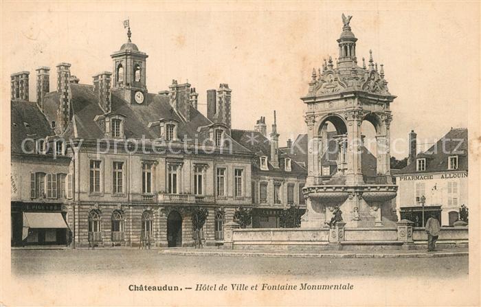 Chateaudun Hotel de Ville Fontaine Monumentale