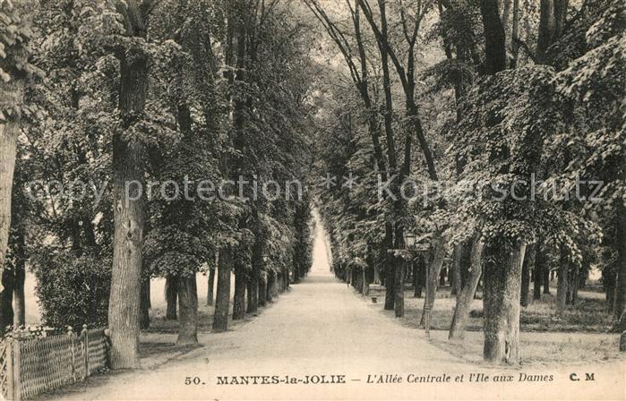 Mantes-la-Jolie Allee Centrale Ile aux Dames