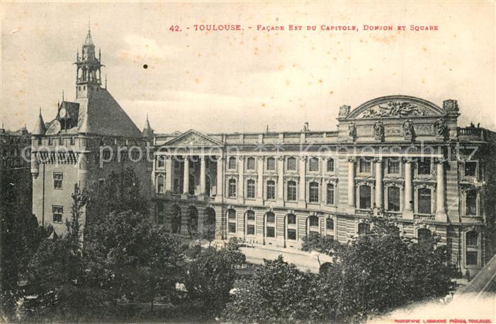 Toulouse Haute-Garonne Capitole Donjon Square