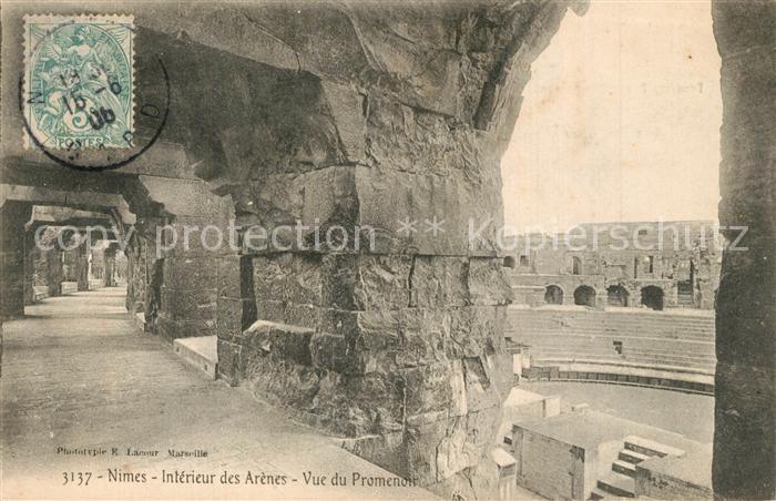 Nimes Interieur des Arenes