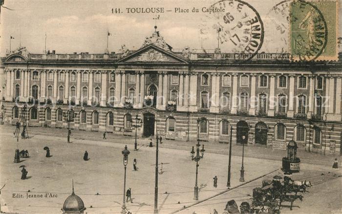 Toulouse Haute-Garonne Place du Capitole
