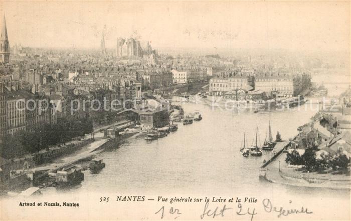 Nantes Loire Atlantique Vue generale sur la Loire et la Ville