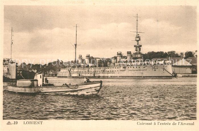 Lorient Morbihan Bretagne Cuirasse a l’entree de l'Arsenal