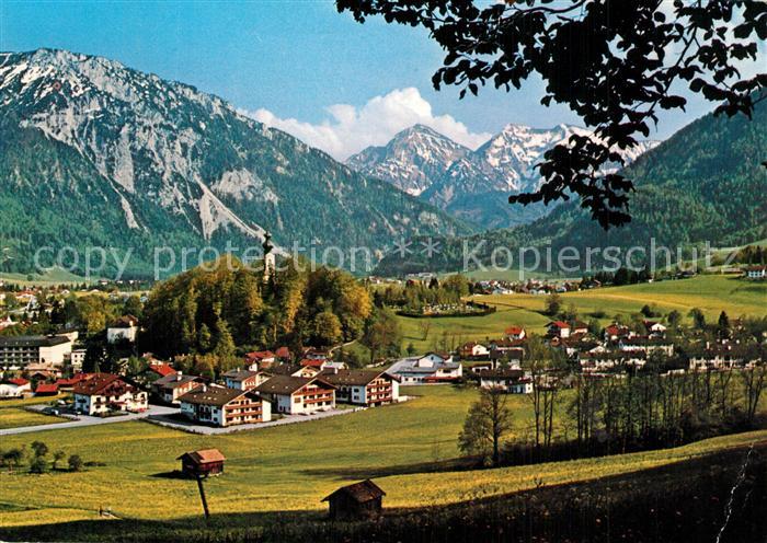 Ruhpolding Gesamtansicht mit Alpenpanorama Rauschberg Sonntagshorn Chiemgauer Al