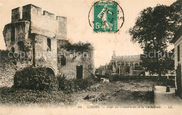 Gisors Eure tour du Gouverneur et la Cathedrale