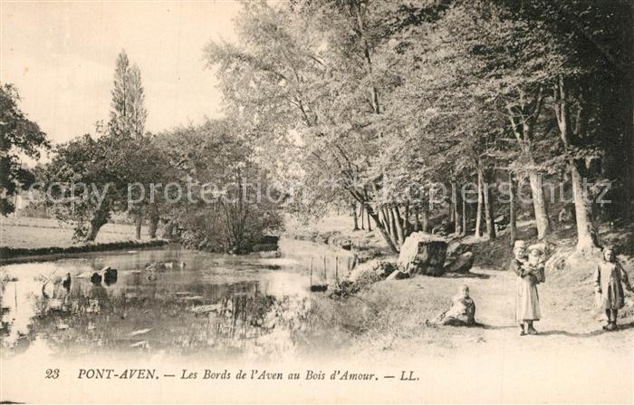 Pont-Aven Les Bords de l'Aven au Bois d Amour