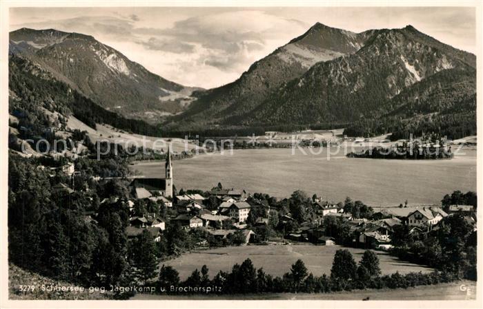 Schliersee Panorama Blick gegen Jaegerkamp und Brecherspitz Mangfallgebirge