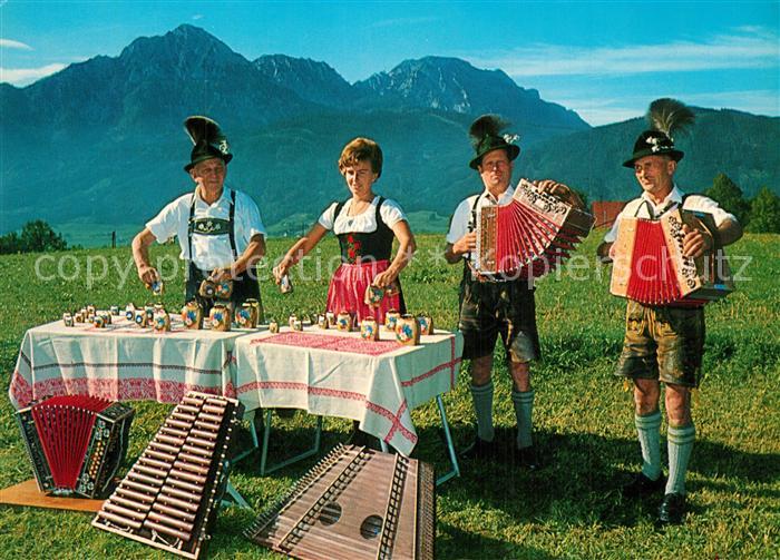 Freilassing Edelweiss Quartett Trachten Musikinstrumente Alpen