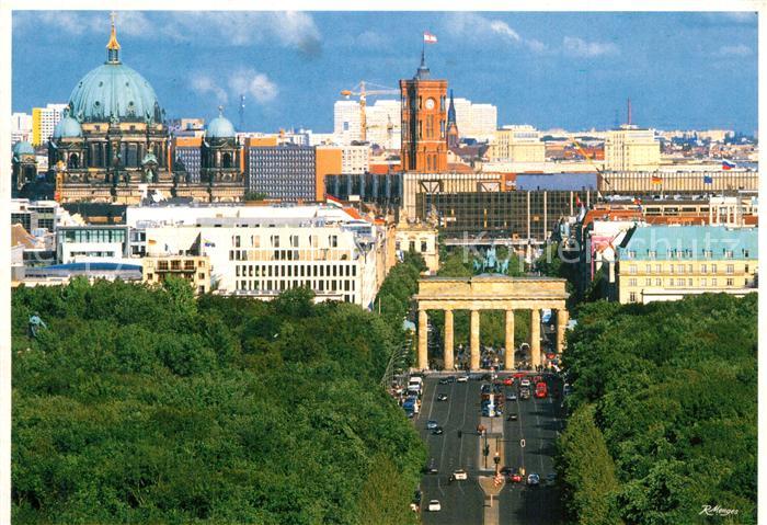 Berlin Brandenburger Tor Tiergarten Dom und Rotes Rathaus