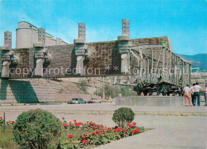 Novorossiisk Denkmal Schuzmauer