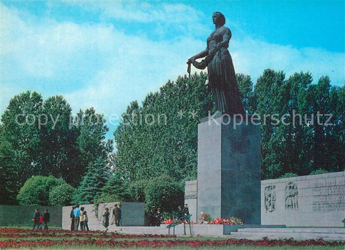 Leningrad St Petersburg Denkmal Mutterland