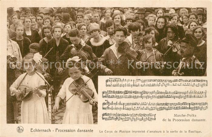 Echternach Procession dansante Le Corps de Musique improvise d’amateurs a la sor