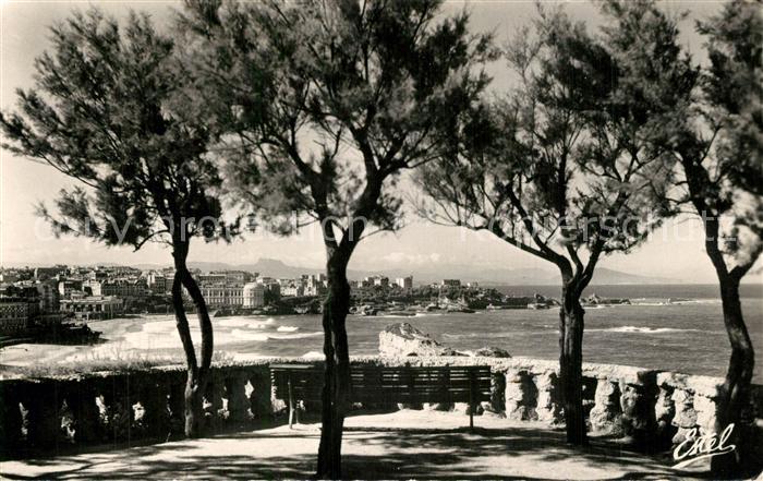 Biarritz Pyrenees Atlantiques Les Casinos et les Rochers de l'Atalaye