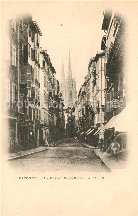 Bayonne 64 La Rue du Port Neuf