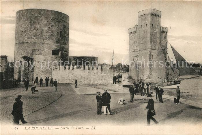 La Rochelle Charente-Maritime Sortie du Port