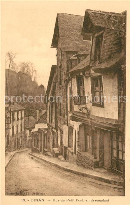 Dinan 22 Rue du Petit Fort en descendant