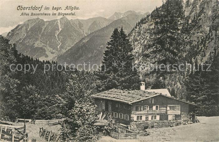 Oberstdorf Altes Bauernhaus im Birgsautal Alpenpanorama