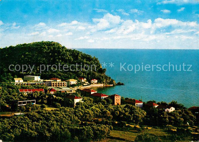 Petrovac na moru Panorama Kuestenstadt