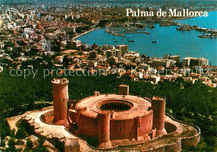 Palma de Mallorca Casillo de Bellver al fondo La Bahia vista aérea