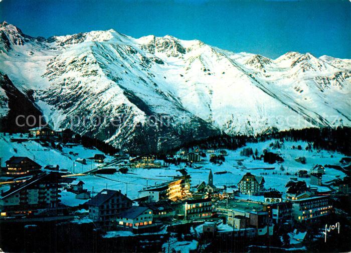 Auron Vue Generale de nuit au fond le Tenibres Alpes Francaises