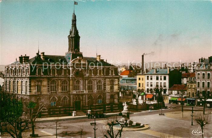 Roanne Loire Place de l’Hotel de Ville et l’Hotel de Ville