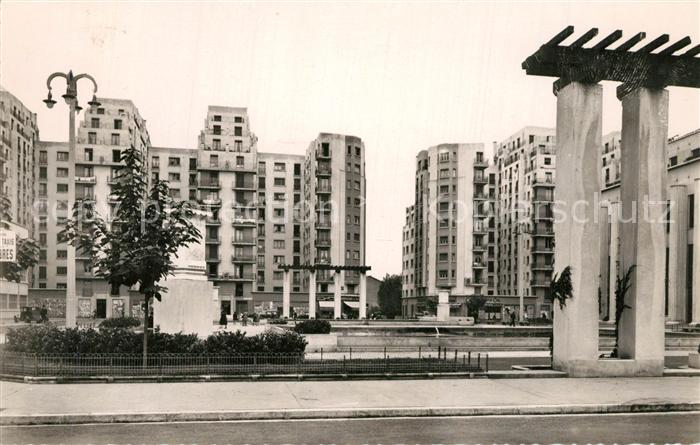 Villeurbanne Les Gratte Ciel place Albert Thomas
