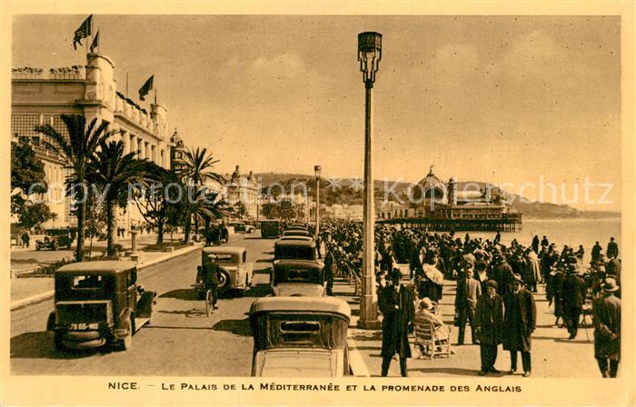 Nice Alpes Maritimes Promenade des Anglais et Palais de la M