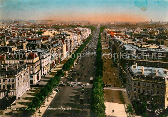 Paris avenue des Champs Elysees
