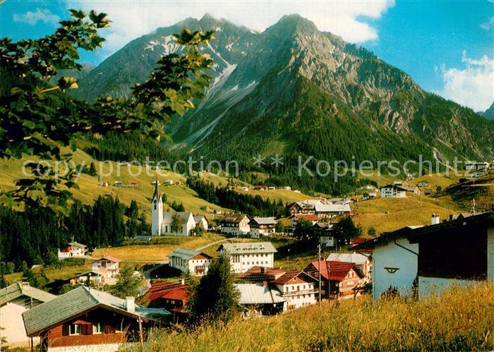 Hirschegg Kleinwalsertal Vorarlberg mit Elfer- und Zw?lferkopf